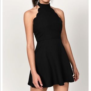 *BRAND NEW Tobi Gilda Scallop Black Skater Dress